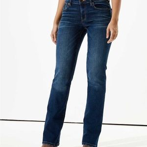 American Eagle Favorite Boyfriend Jeans 👖 size 0 short